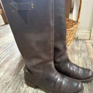 LL Bean Women’s Leather Boots – Size 8.5 Wide (D)